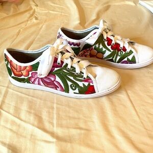 Oni Embroidered Floral Sneakers